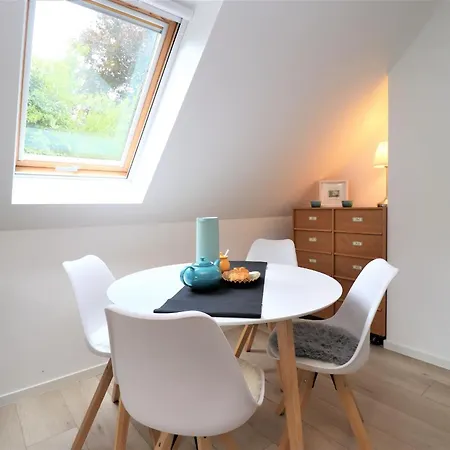 Апартаменты Haus Am Haus Am Meer, App 02 Neuhaus (Mecklenburg-Vorpommern)